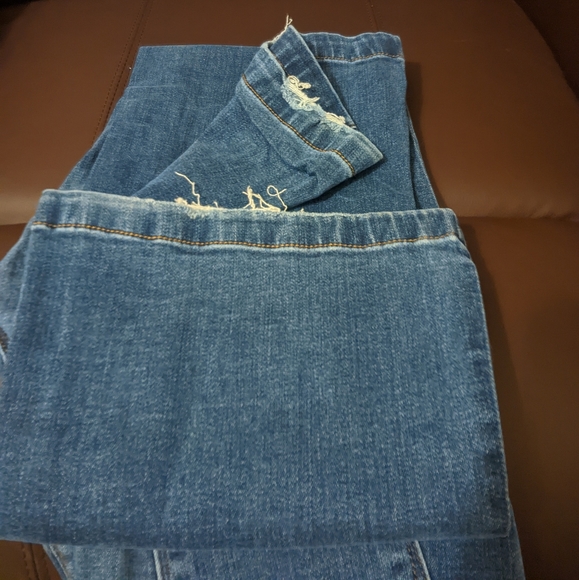 Kut From The Kloth - Chrissy Flare - Picture 2 of 4